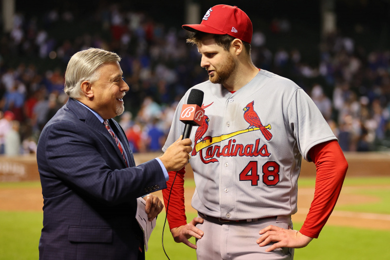   Jordan Montgomery #48 de los St. Louis Cardinals es una entrevista de Jim Hayes de Bally Sports.