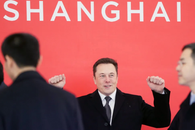 Elon Musk se uită dincolo de riscurile geopolitice și anunță o a doua fabrică Tesla în China
