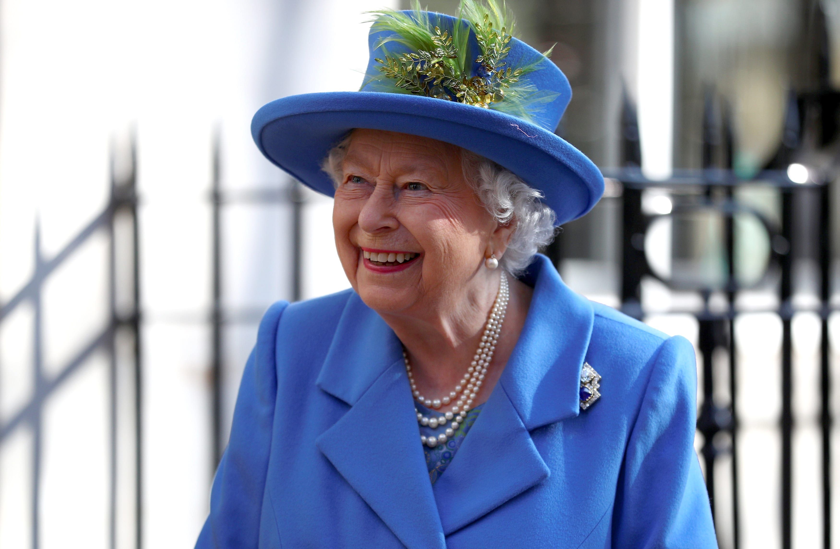 Regina Elisabeta angajează un nou asistent personal la Palatul Buckingham