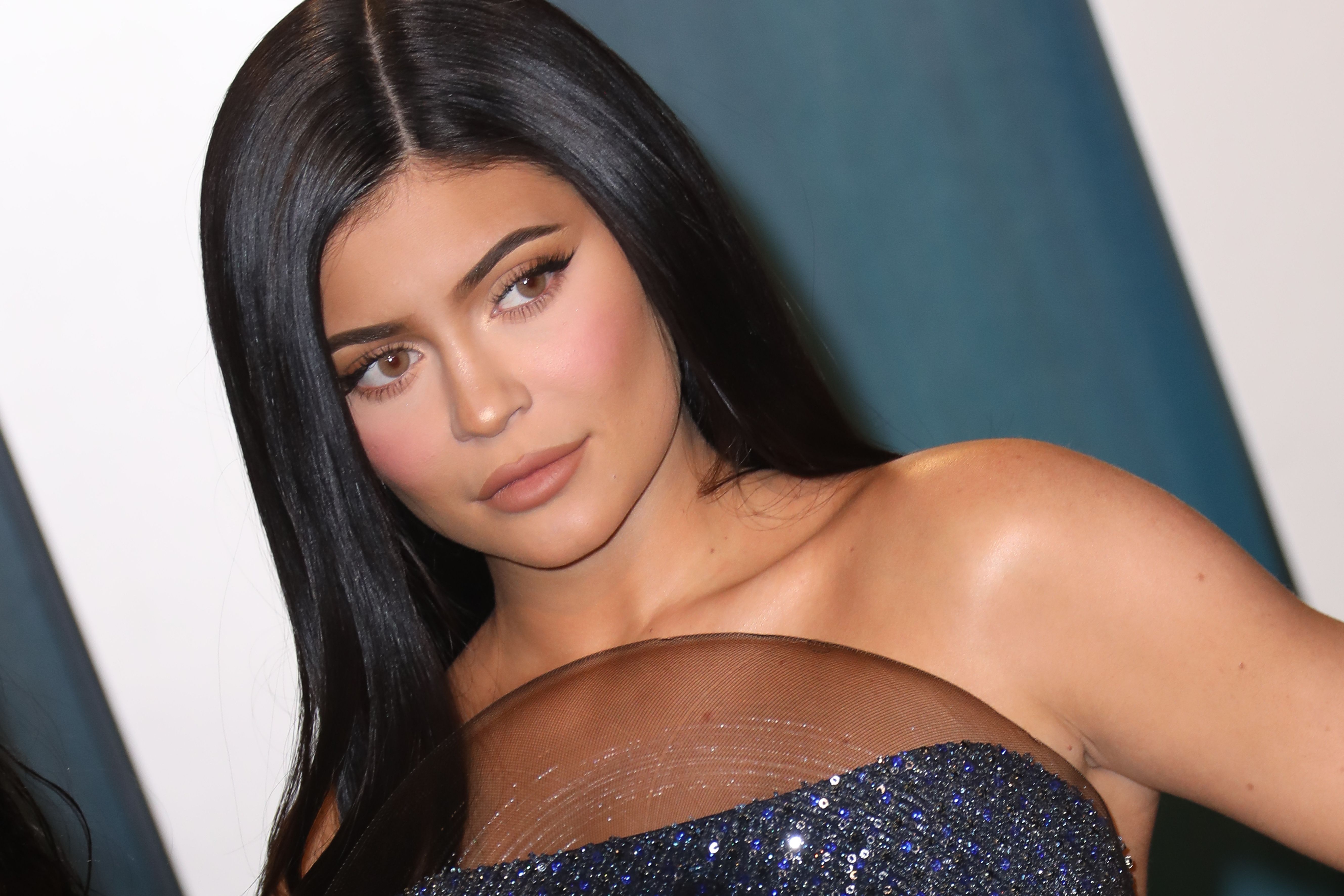Kylie Jenner a cumpărat un compus de 36,5 milioane de dolari în Holmby Hills