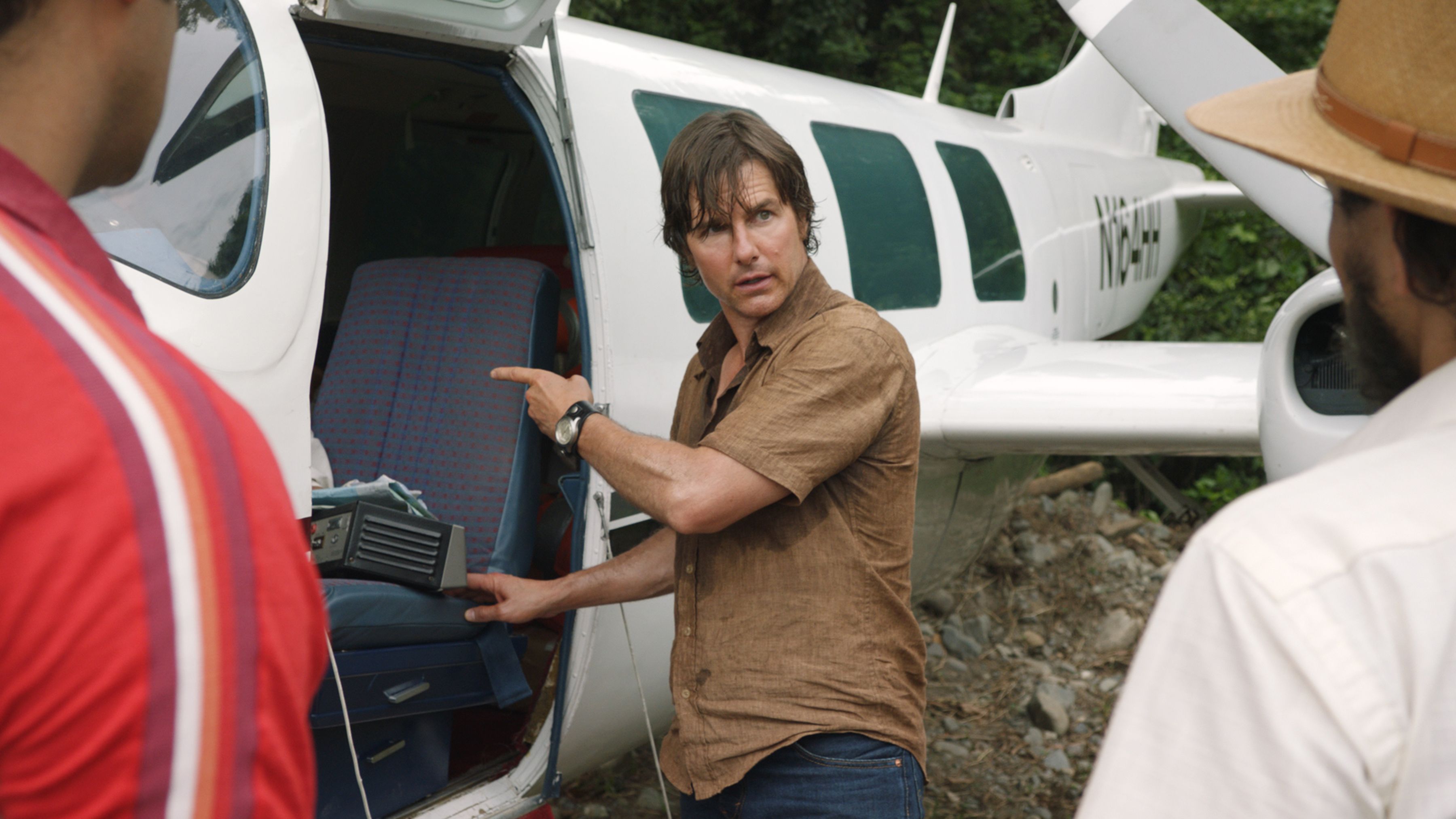 Tom Cruise maak weer 'n formuleuse loopbaankeuse met 'American Made'