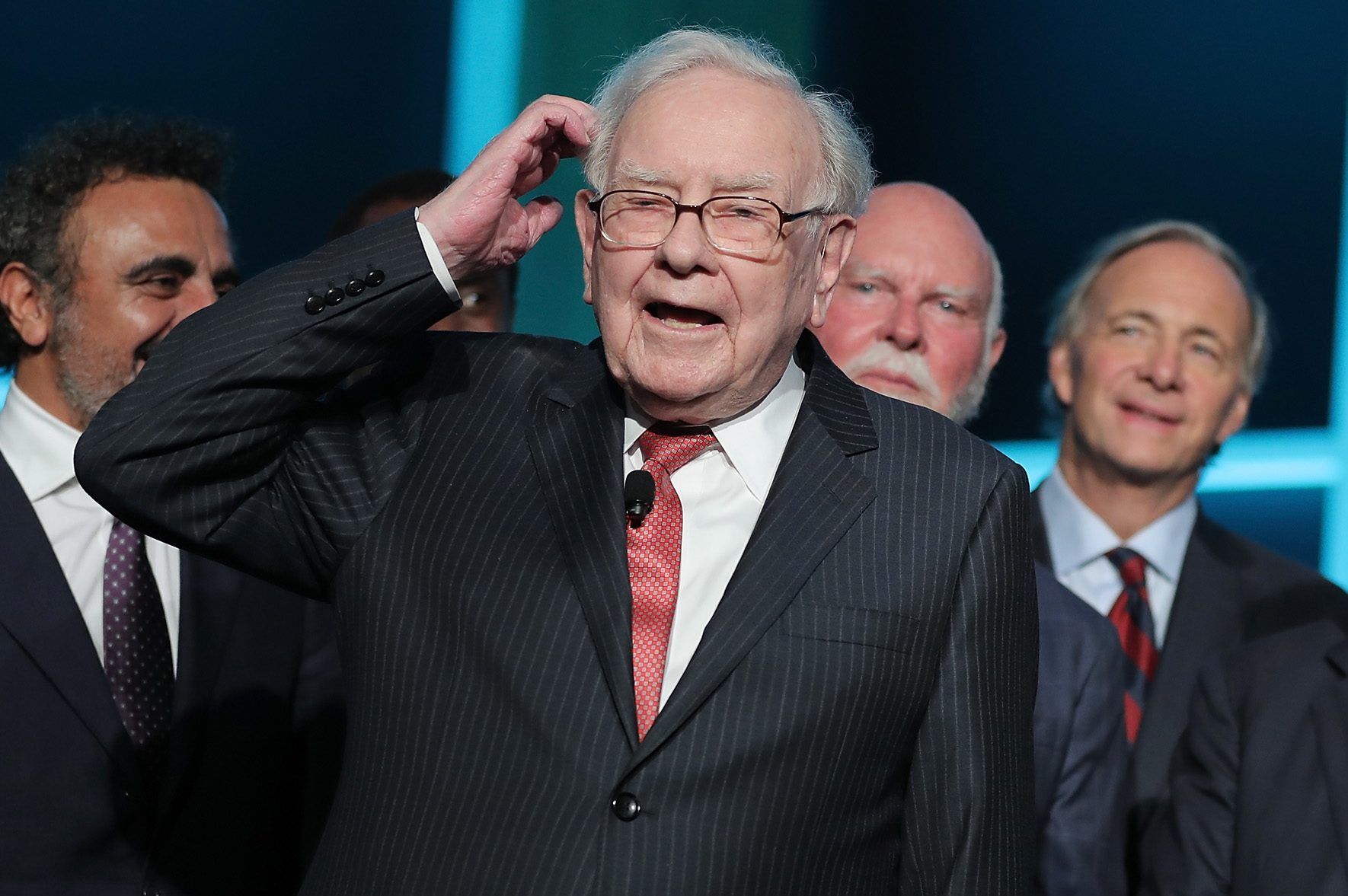 Cum Warren Buffett, alți miliardari își construiesc o avere de pensionare fără taxe