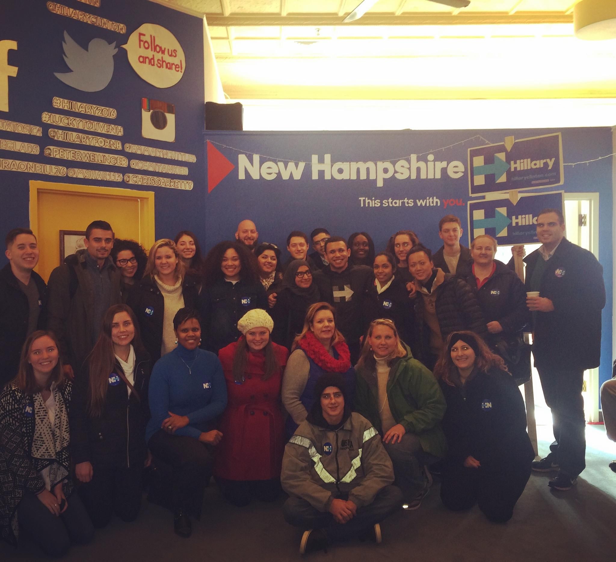 Unii susținători ai lui NJ Hillary într-o excursie la NH în decembrie.