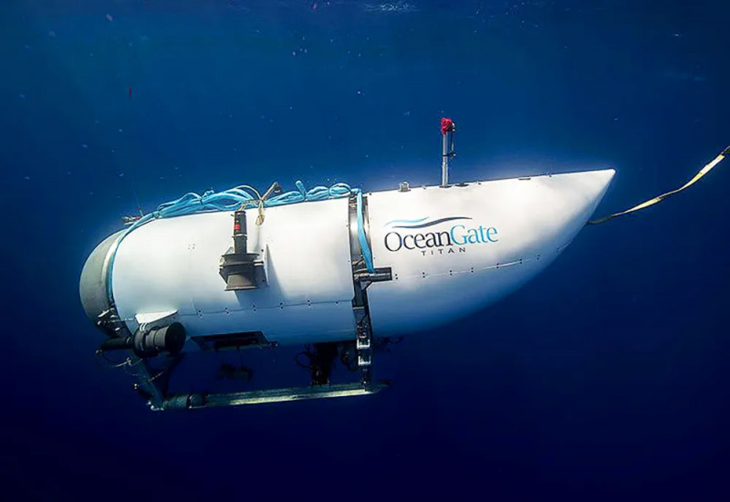   Fotografie de fișier submersibilul Titan, operat de OceanGate Expeditions pentru a explora epava SS Titanic scufundat. Salvatorii străbăteau mii de mile pătrate în îndepărtatul Atlantic de Nord pentru a patra zi, miercuri, 21 iunie 2023, alergând împotriva cronometrului pentru a găsi un submersibil dispărut după ce acesta a dispărut în timp ce duceau turiști bogați să vadă epava Titanicului în apele adânci din Canada.'s coast. The 21-foot Titan has the capacity to stay underwater for 96 hours, according to its specifications - giving the five people aboard until Thursday (June 22) morning before the air runs out. One pilot and four passengers were inside the submersible early on Sunday (June 18) when it lost communication with a ship on the surface about an hour and 45 minutes into its dive.(OceanGate Expeditions/Handout via EYEPRESS)
Image of the Missing Titan Submarine, Atlantic Ocean - 22 Jun 2023