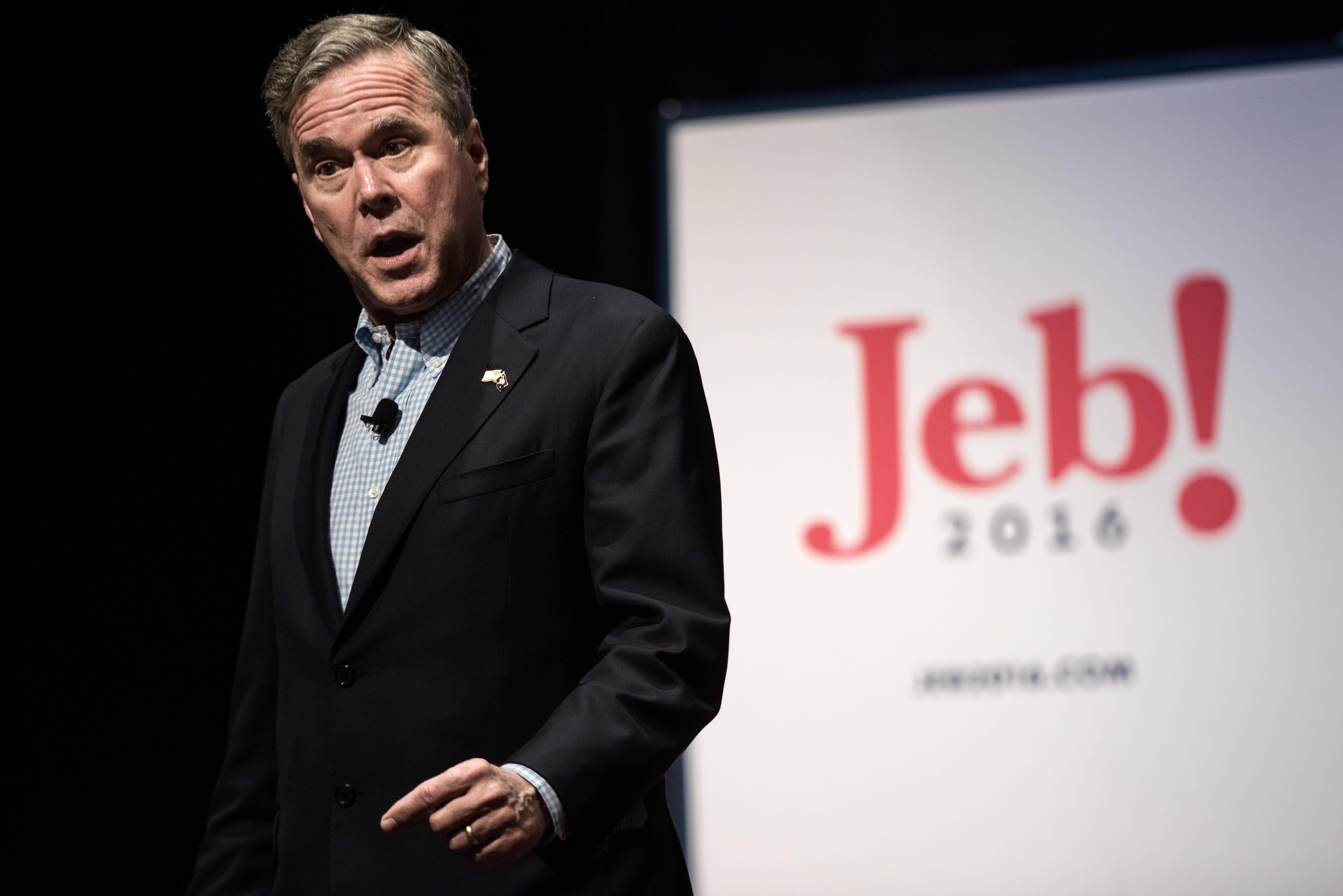 Jeb Bush renunță în cele din urmă la cursa prezidențială
