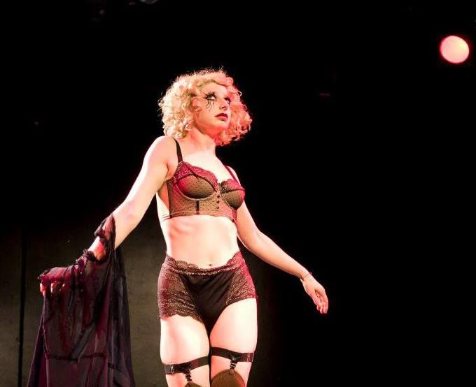 Burlesque’s Little Helpers: Inside the World of the Stage Kitten
