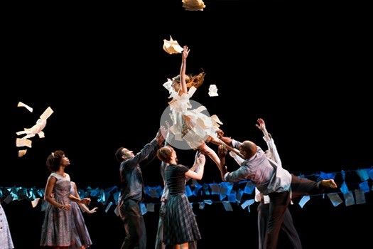 속보 : Top N.Y. Avant-Garde Ballet Company 마감